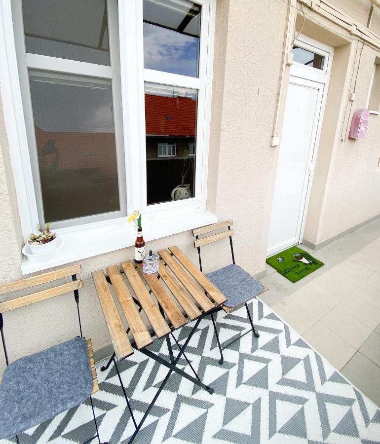 Trnavske Myto Apartman - Nove Mesto Bratislava Esterno foto